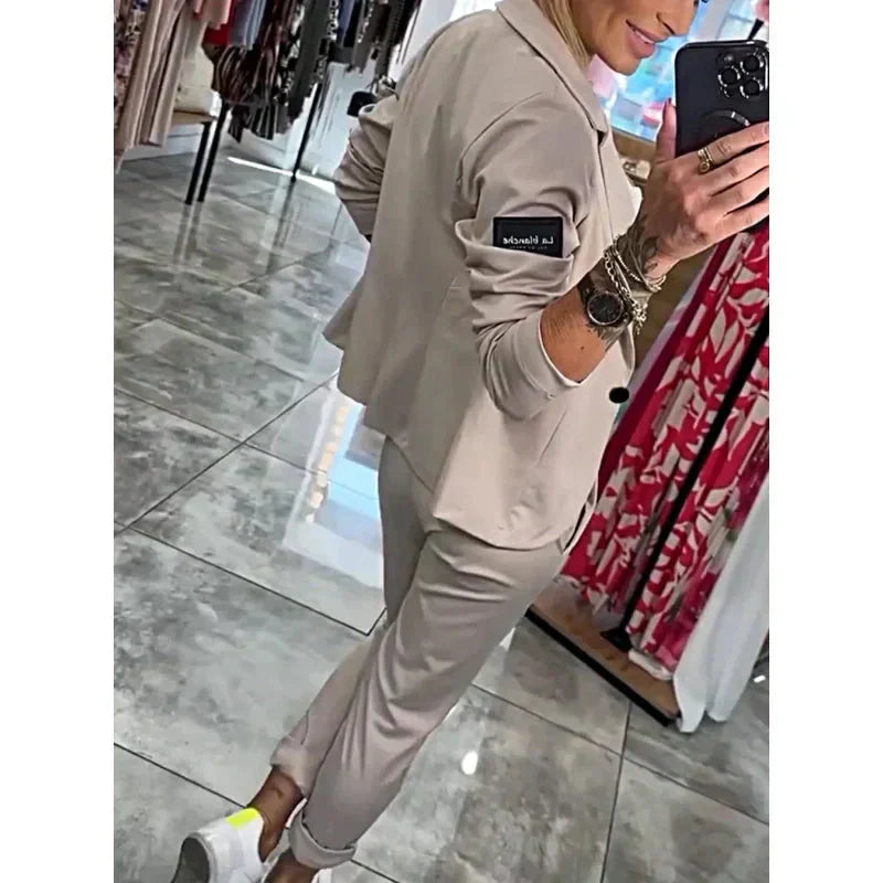 Aria | Chic Two-Piece Suit – Relaxed Blazer & Pants Set